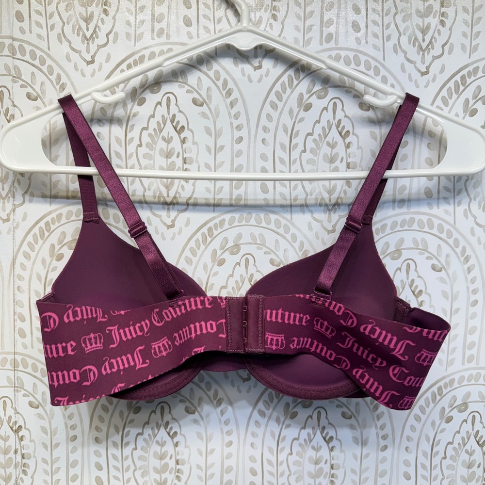 Juicy Couture T-Shirt Bra Women 34B Plum Gothic‎ Logo Print Underwire - Picture 2 of 5